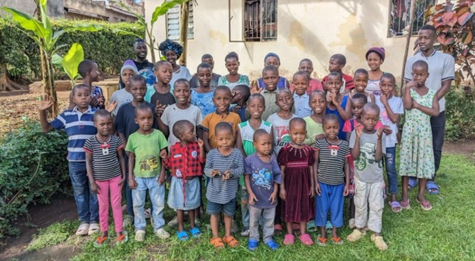 Uganda - R.A.D.O.S. - Raising Destitute Orphans