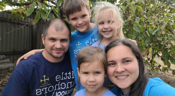 Support Vitaliy and Ira Krokhmal