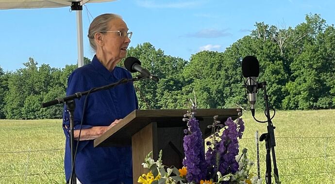 In Honor of Betty Hinshaw to support the Betty Hinshaw Bird Sanctuary